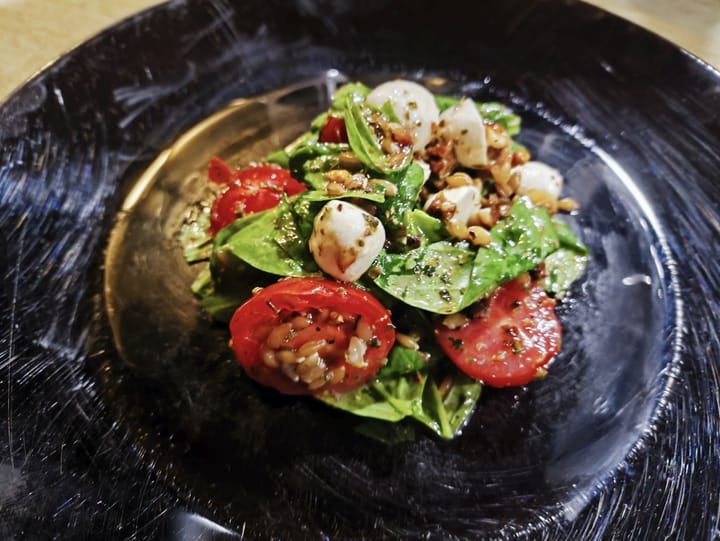 Спаначена салата с лимец